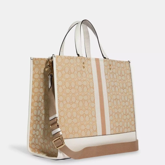 NWT💃Coach Dempsey Tote 40 In Signature Jacquard With Stripe And Coach Patch - Picture 2 of 12
